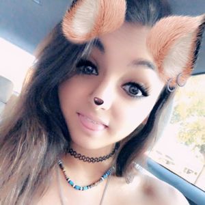 Meet your Posher, Michaela